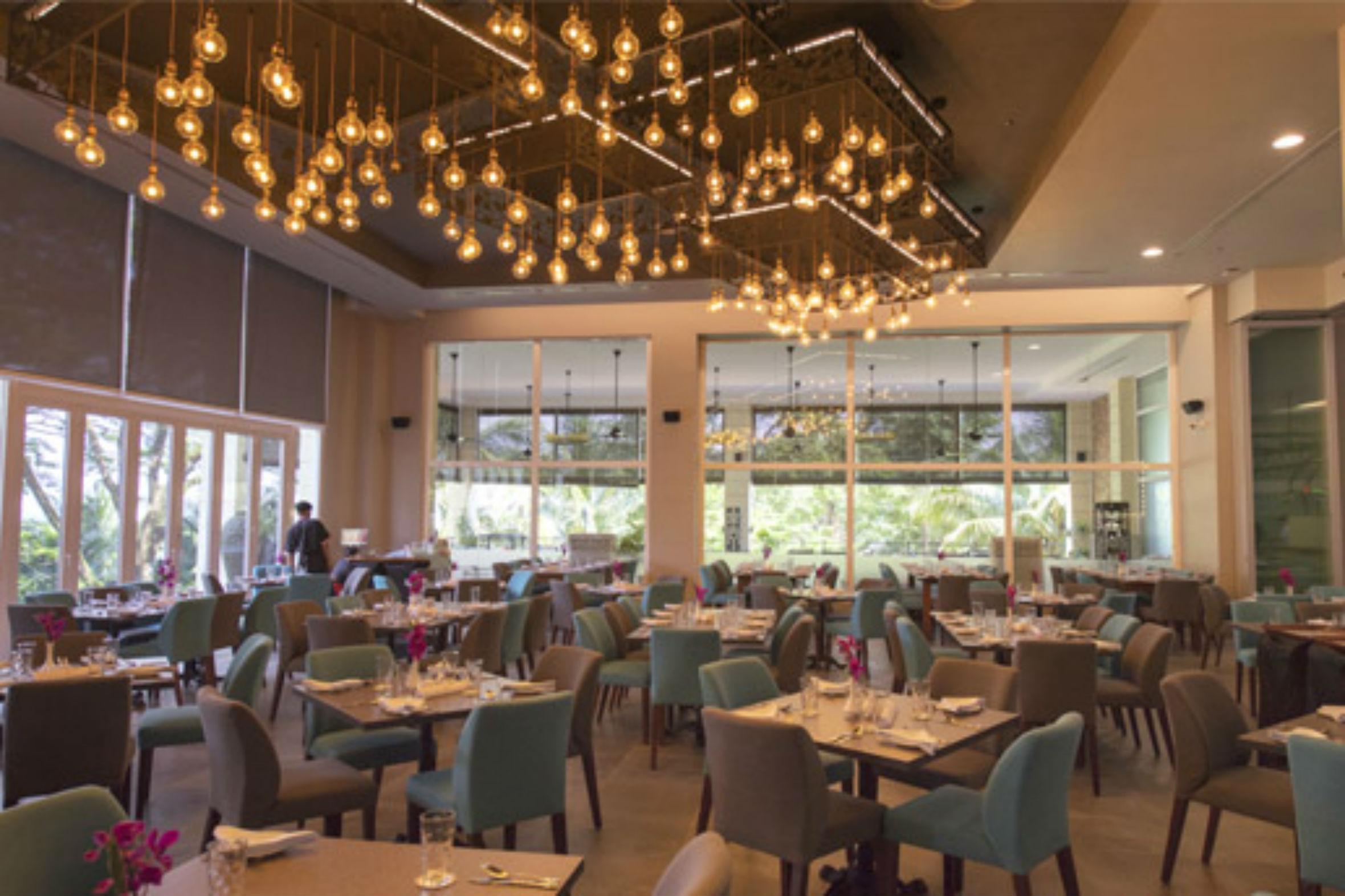 Bangi Resort Hotel Bandar Baru Bangi Eksteriør bilde The interior of the restaurant