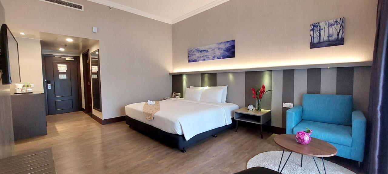 Bangi Resort Hotel Bandar Baru Bangi Eksteriør bilde Deluxe Room