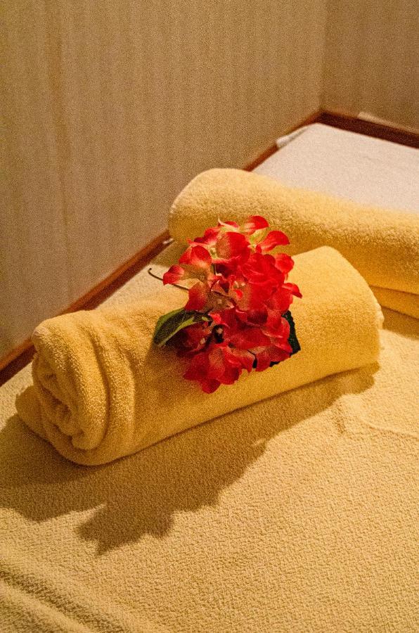 Bangi Resort Hotel Bandar Baru Bangi Eksteriør bilde Bath towels